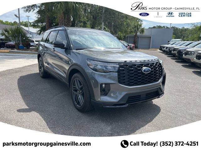 Certified 2026 Ford Explorer ST-Line w/ ST-Line Street Pack RWD image 1
