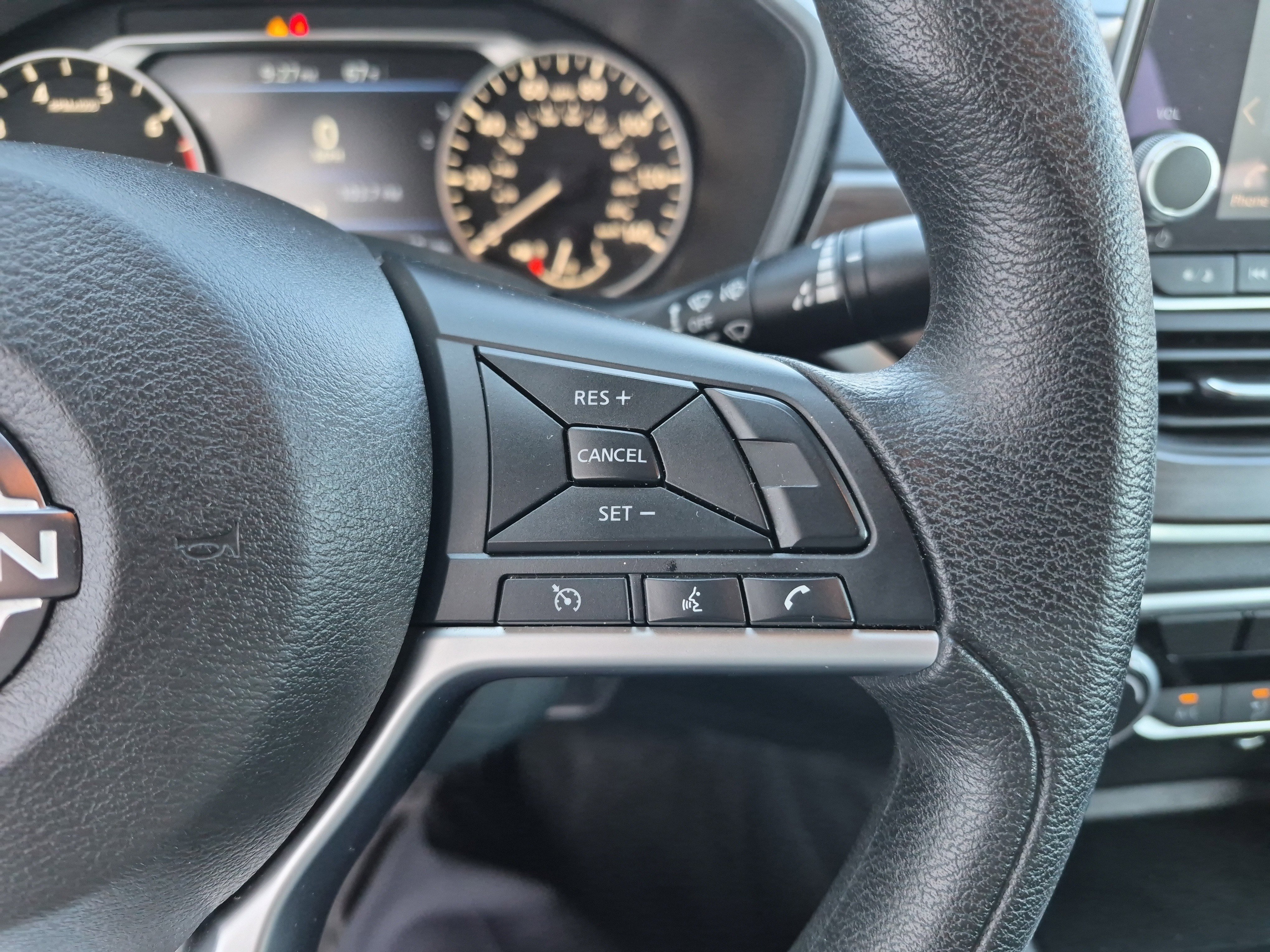 Used 2024 Nissan Altima 2.5 SV image 24