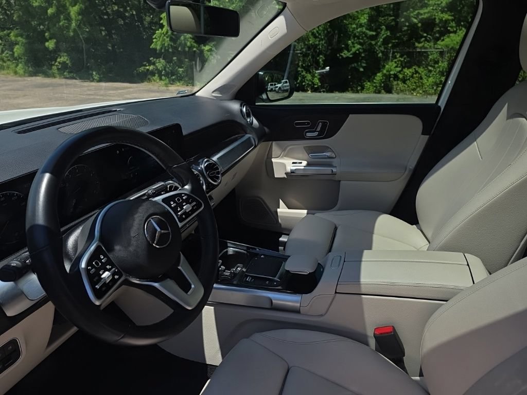 Used 2022 Mercedes-Benz GLB 250 4MATIC image 10