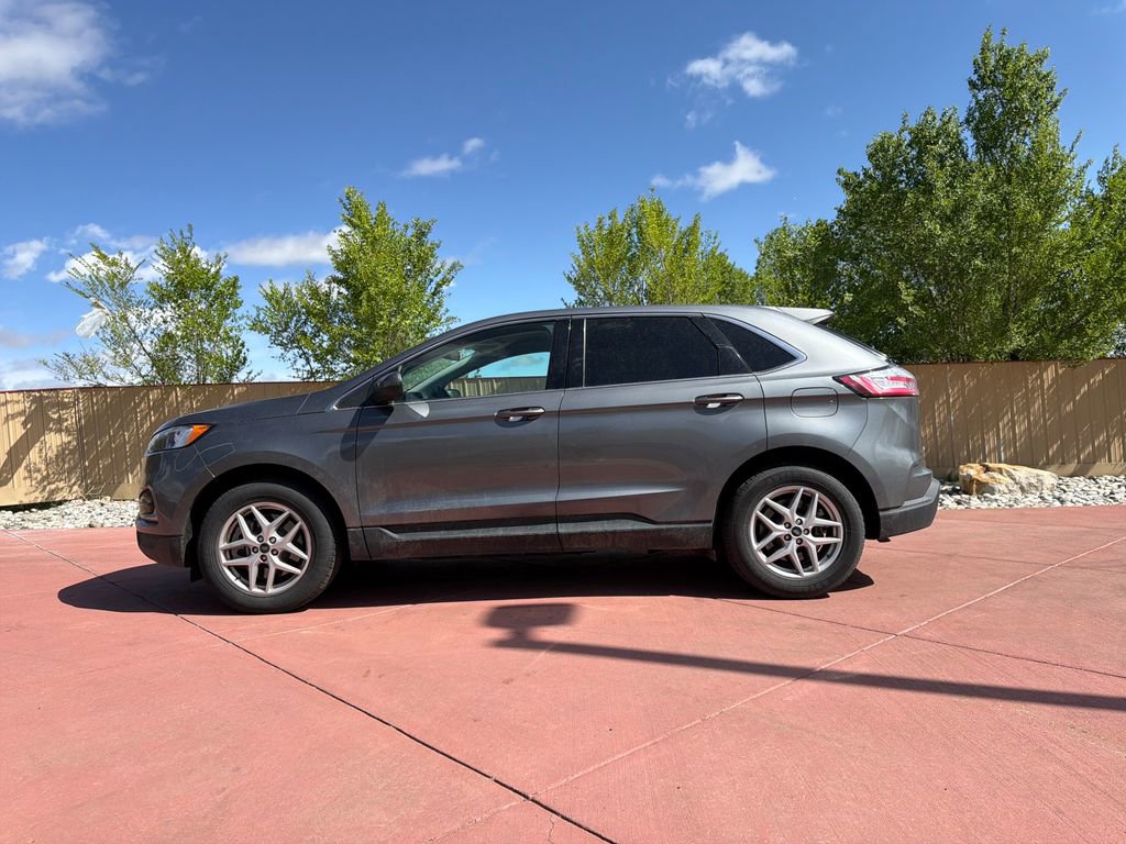 Certified 2024 Ford Edge SEL AWD/4WD image 5
