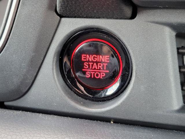 Used 2025 Honda Pilot TrailSport image 39