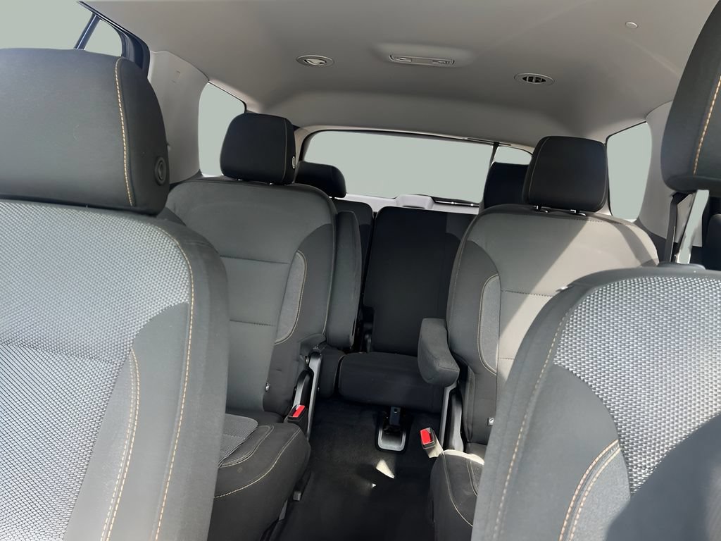 Used 2018 Chevrolet Traverse LT w/ LPO, 'HIT The Road' Package AWD/4WD image 25