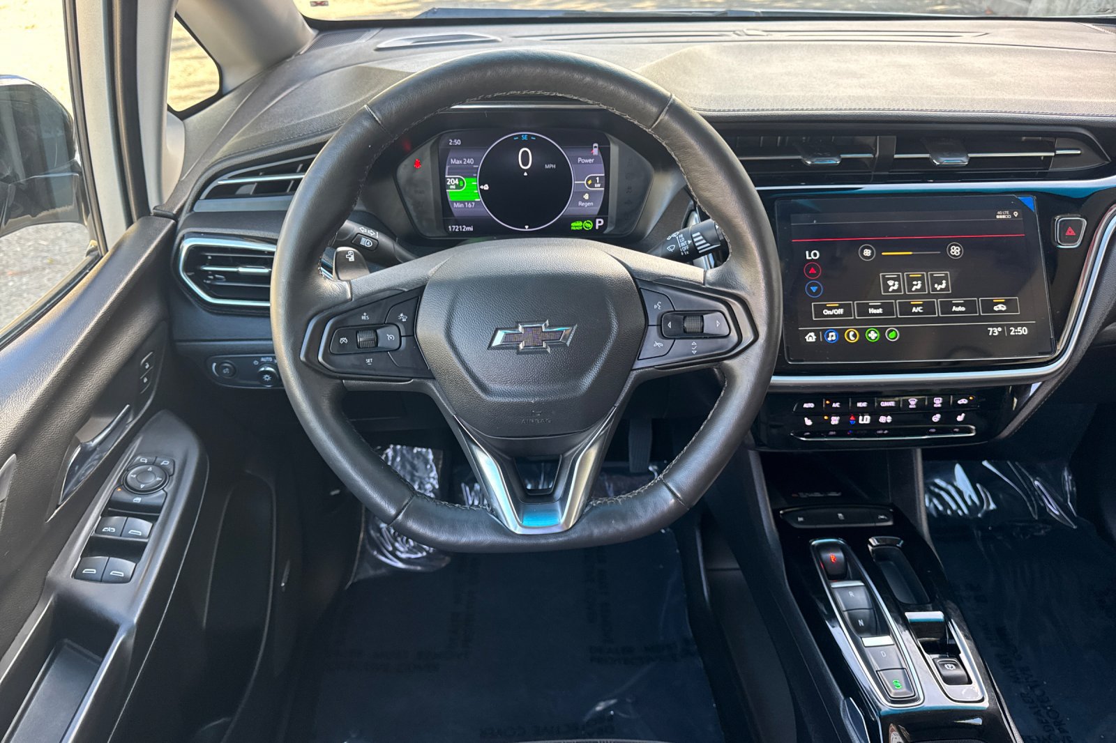 Used 2023 Chevrolet Bolt LT w/ Infotainment Package FWD image 16
