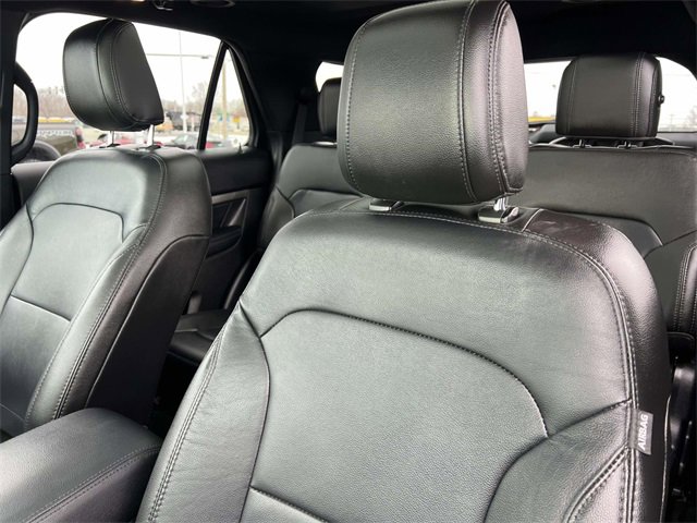 Certified 2018 Ford Explorer XLT w/ Equipment Group 202A image 23