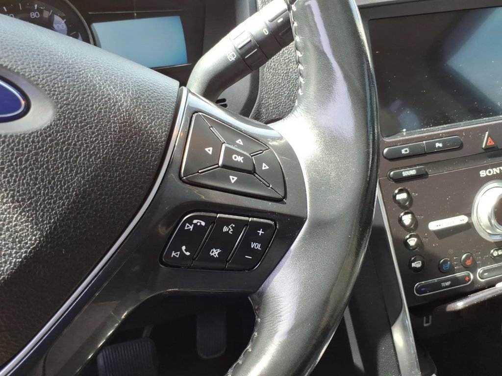 Certified 2019 Ford Explorer Limited w/ Limited Luxury Package AWD/4WD image 15