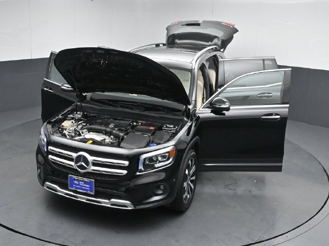Used 2023 Mercedes-Benz GLB 250 4MATIC image 55