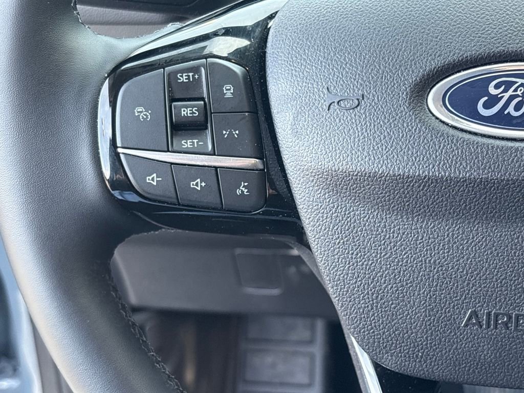 Certified 2025 Ford Escape Platinum image 18