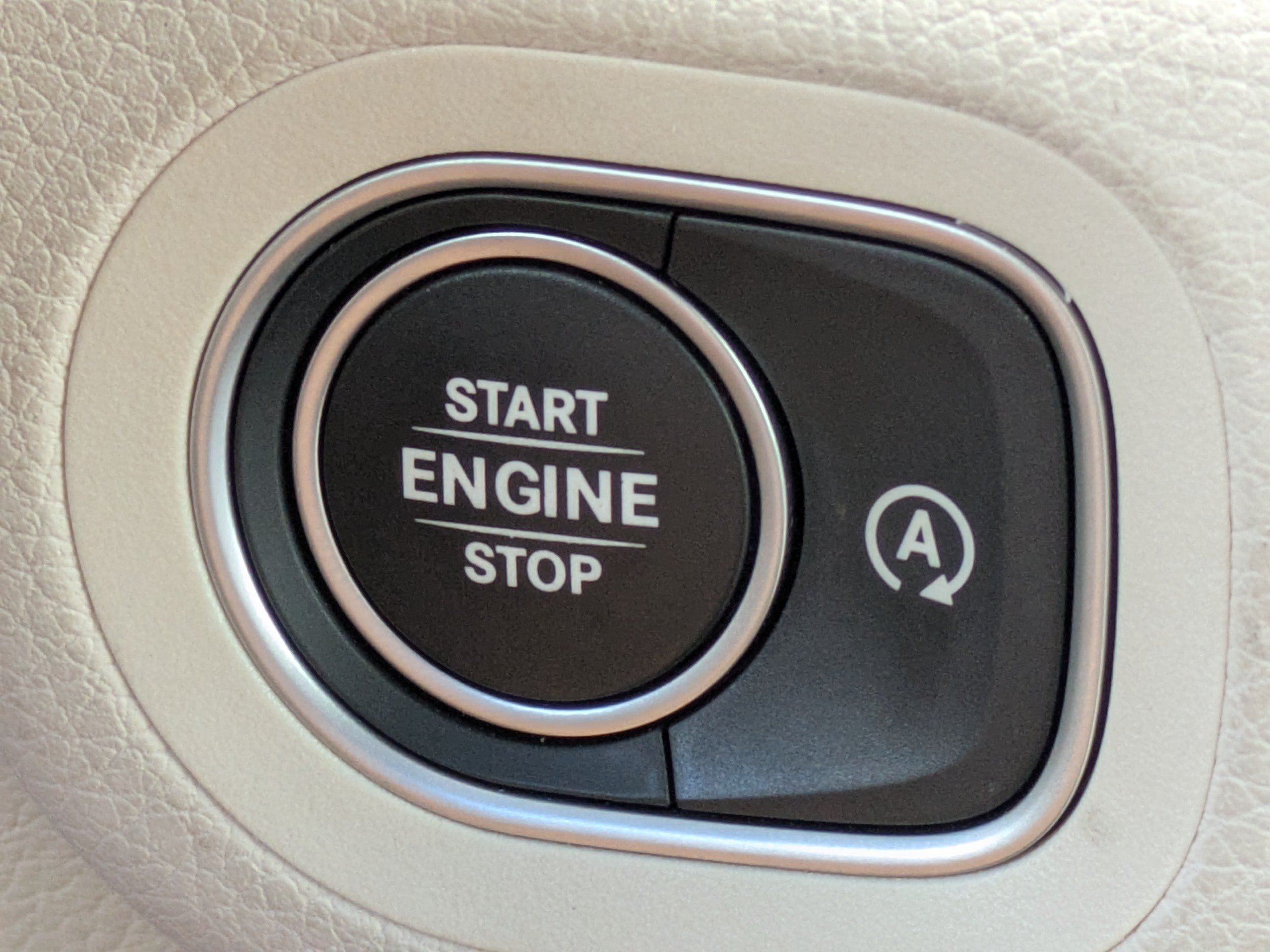 Used 2025 Mercedes-Benz GLS 450 4MATIC image 34