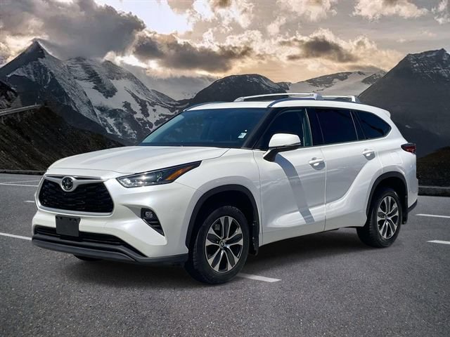 Used 2021 Toyota Highlander XLE