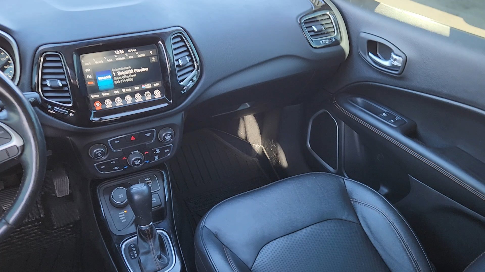 Used 2019 Jeep Compass Limited image 17