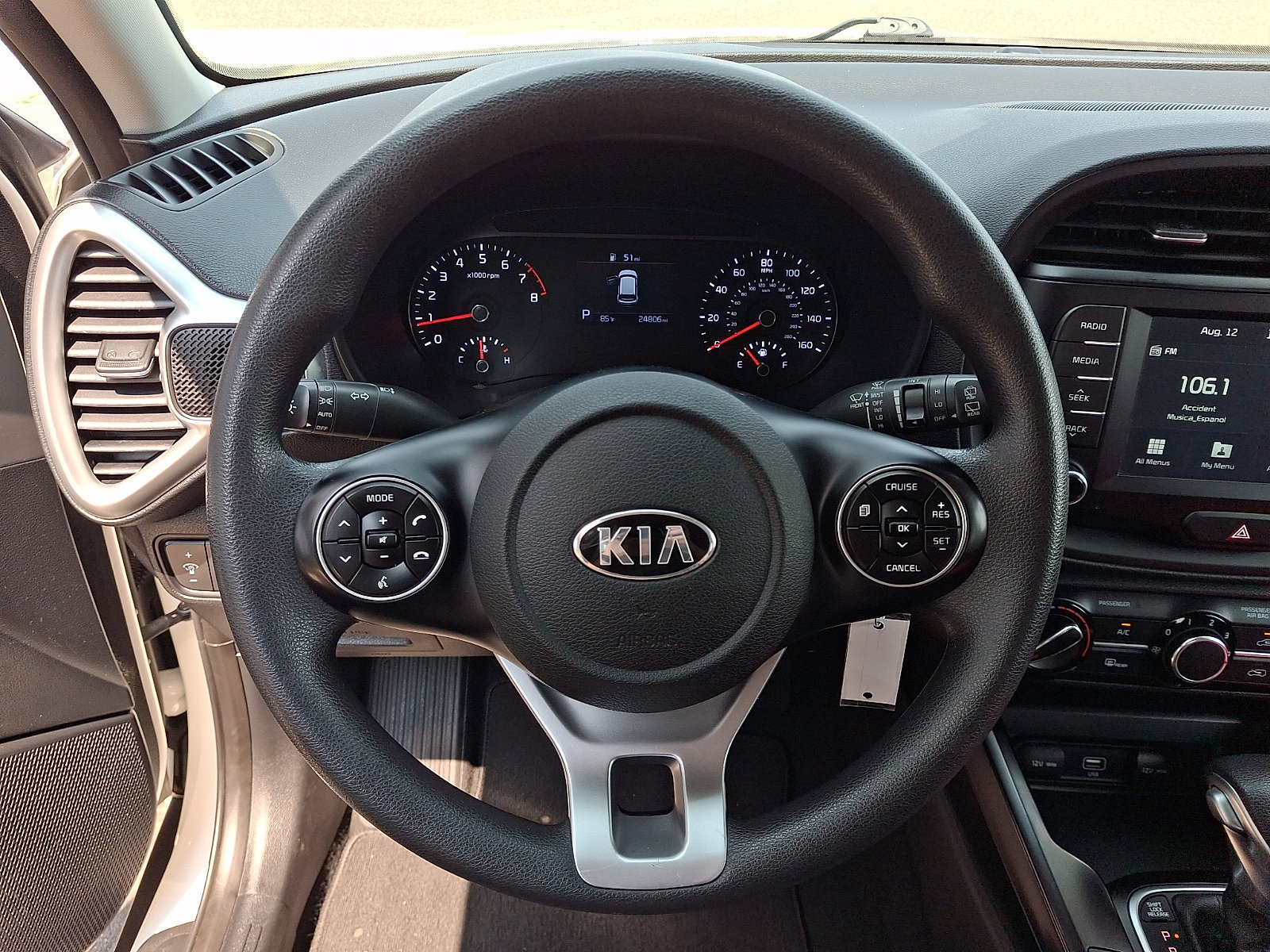 Used 2020 Kia Soul LX FWD image 19