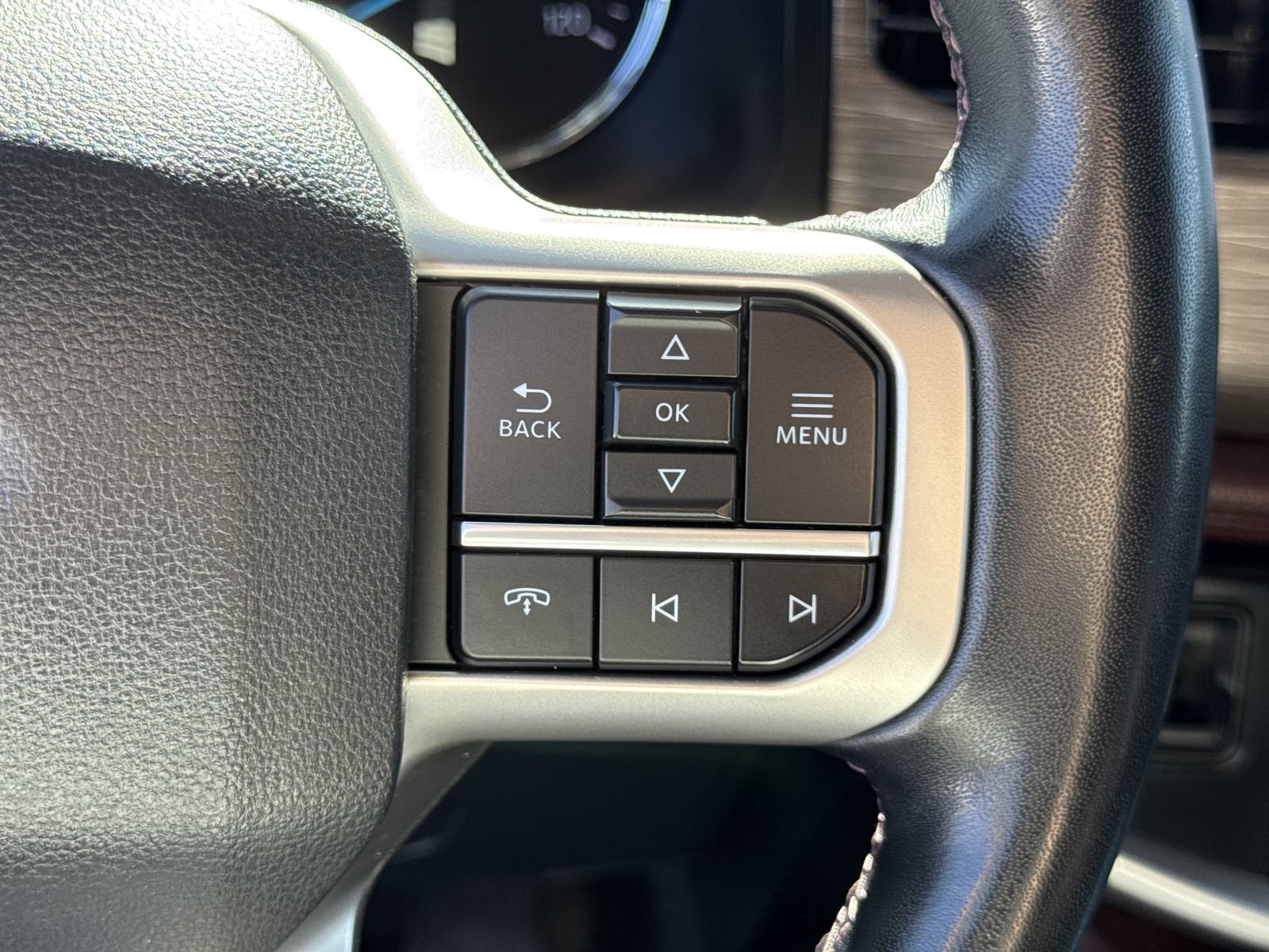 Certified 2024 Ford Expedition Limited RWD image 28