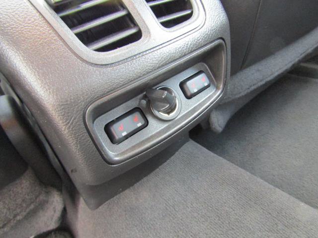 Certified 2019 Ford Taurus SHO w/ Driver Assist Package image 16