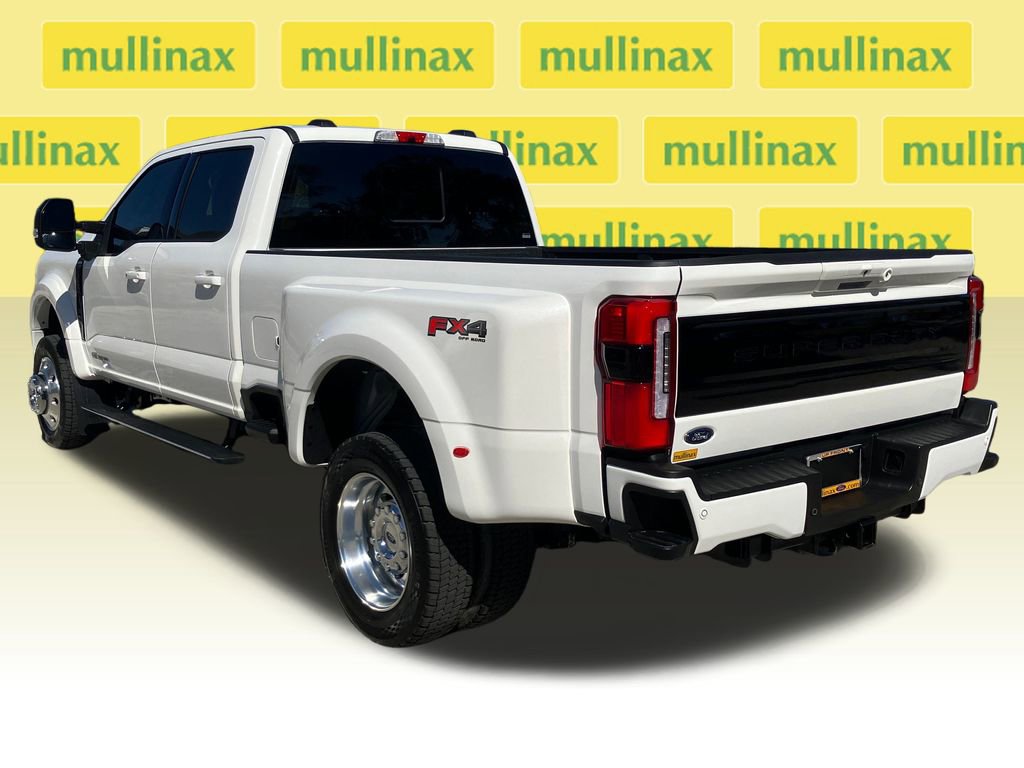 Certified 2025 Ford F450 Platinum w/ FX4 Off-Road Package AWD/4WD image 9