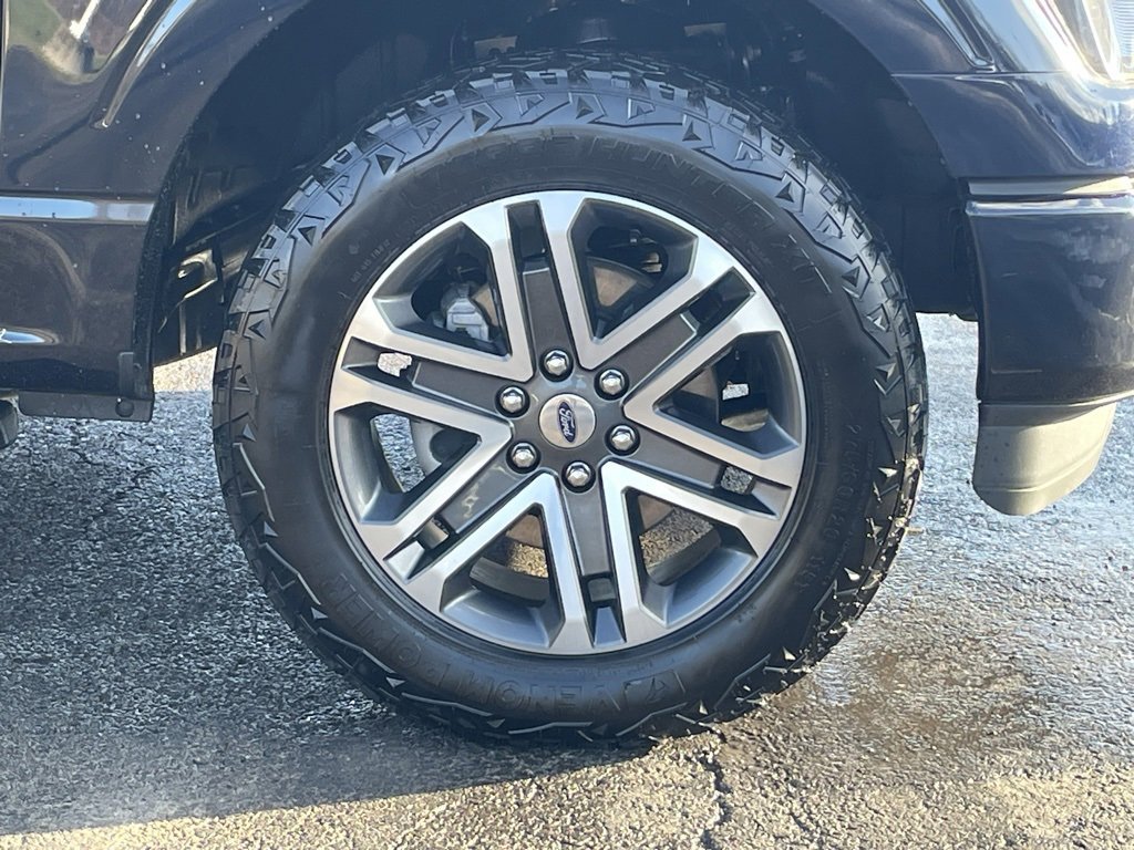 Certified 2023 Ford F150 XL w/ STX Appearance Package image 9