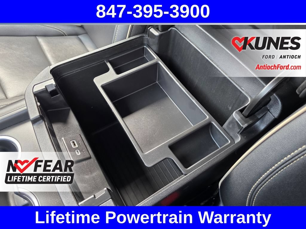 Used 2024 Chevrolet Suburban Premier AWD/4WD image 42