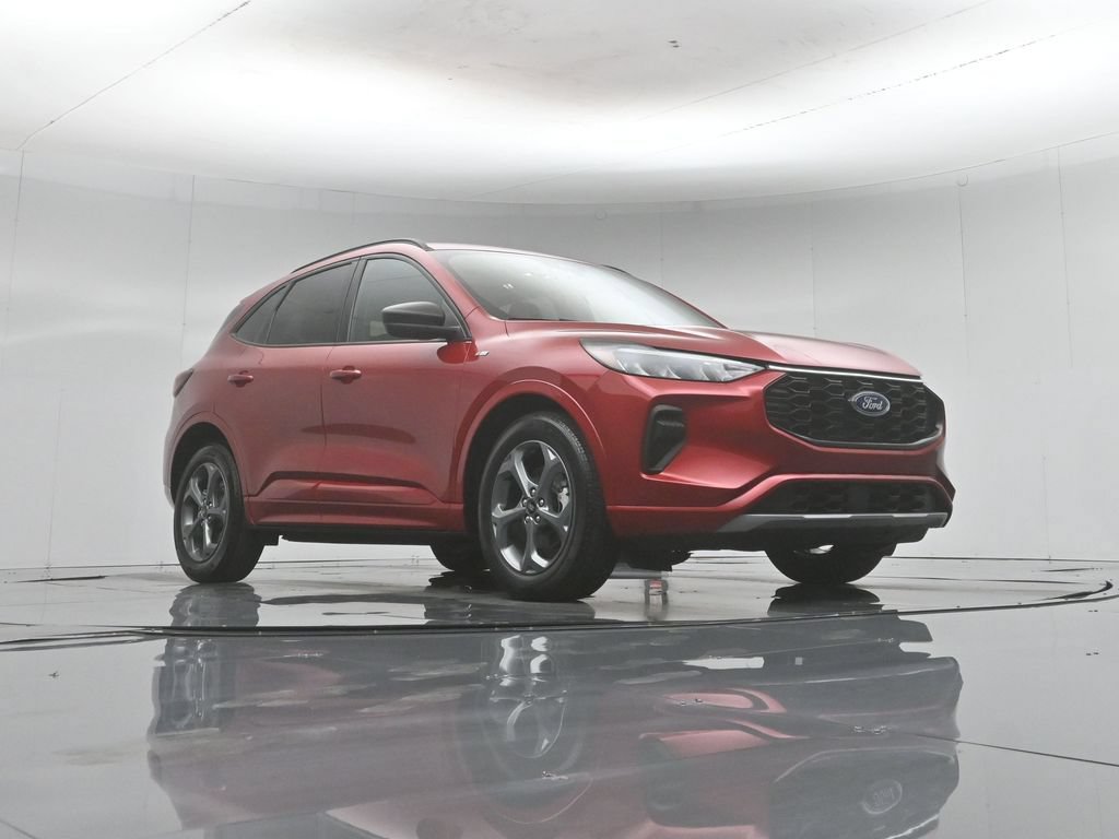Certified 2023 Ford Escape ST-Line w/ Tech Pack #1 FWD image 47