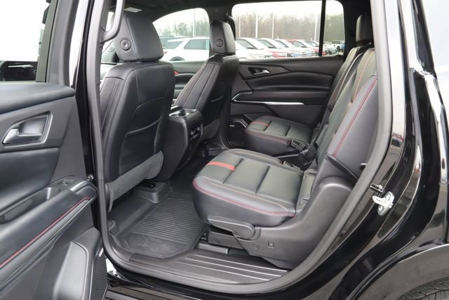 Used 2026 Chevrolet Traverse RS AWD/4WD image 22