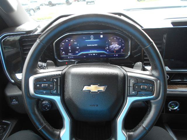 Used 2023 Chevrolet Silverado 1500 LT AWD/4WD image 10