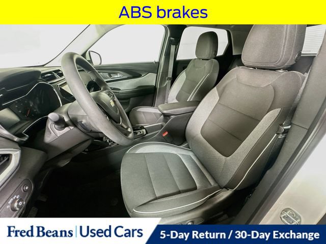 Used 2023 Chevrolet TrailBlazer LT w/ Convenience Package AWD/4WD image 25