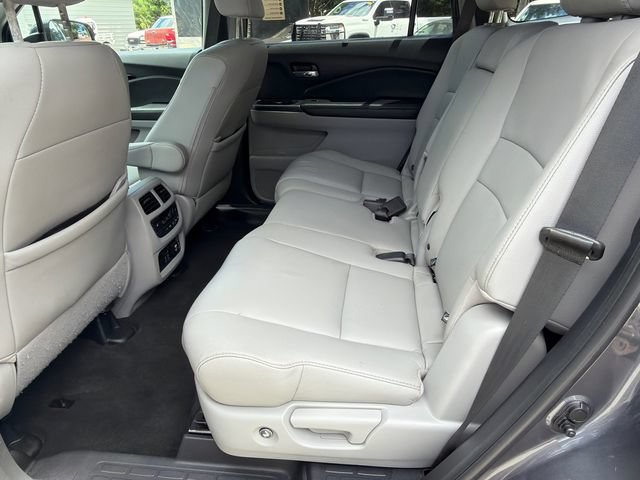Used 2019 Honda Pilot Touring image 20