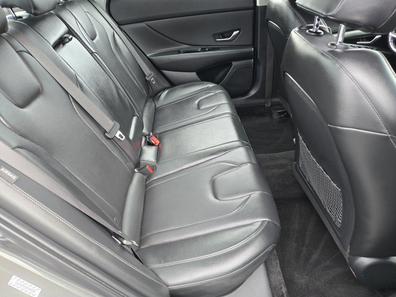 Used 2024 Hyundai Elantra Limited image 14