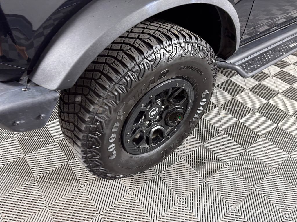 Certified 2024 Ford Bronco Wildtrak AWD/4WD image 10