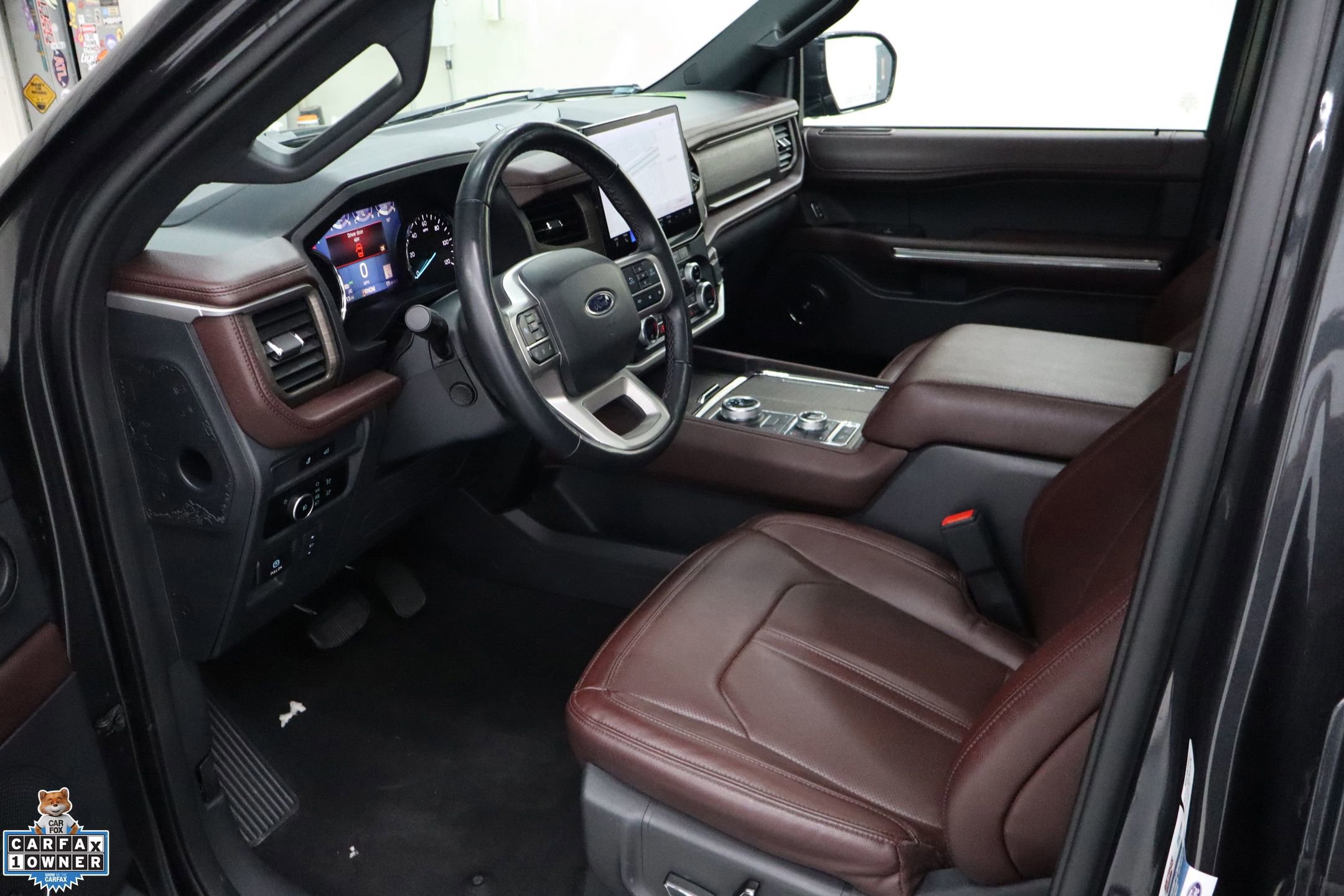 Certified 2024 Ford Expedition Limited image 24