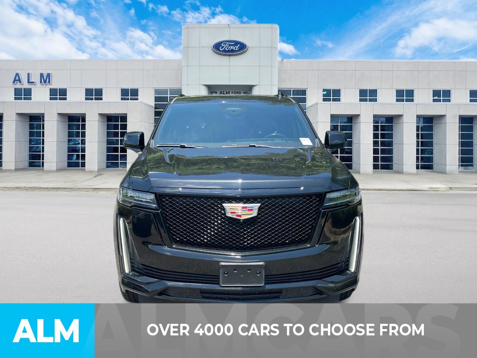 Used 2022 Cadillac Escalade ESV Sport AWD/4WD image 2