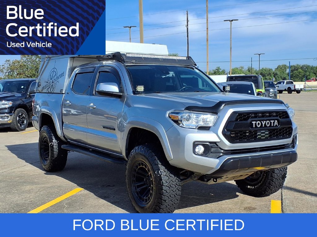 Used 2022 Toyota Tacoma SR5 w/ Technology Package AWD/4WD image 7