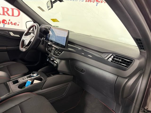 Certified 2023 Ford Escape ST-Line Select w/ Tech Pack #2 AWD/4WD image 17
