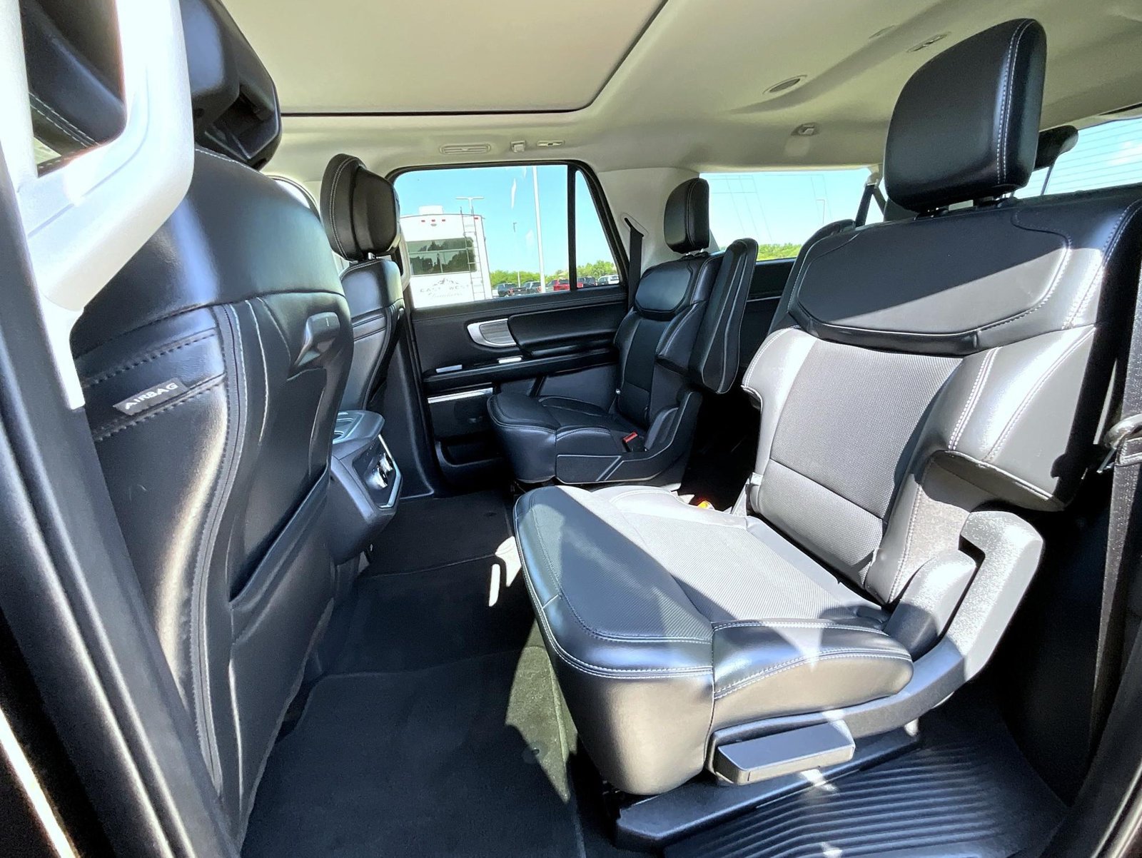 Certified 2026 Ford Expedition Max Platinum AWD/4WD image 22