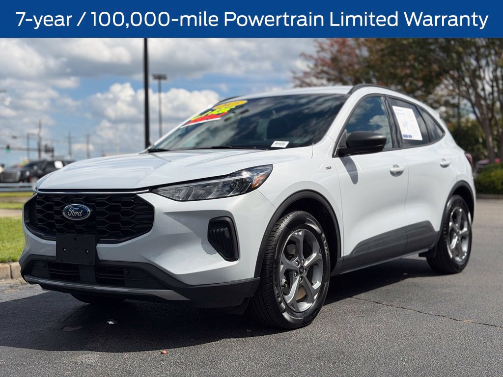Certified 2025 Ford Escape ST-Line FWD image 4