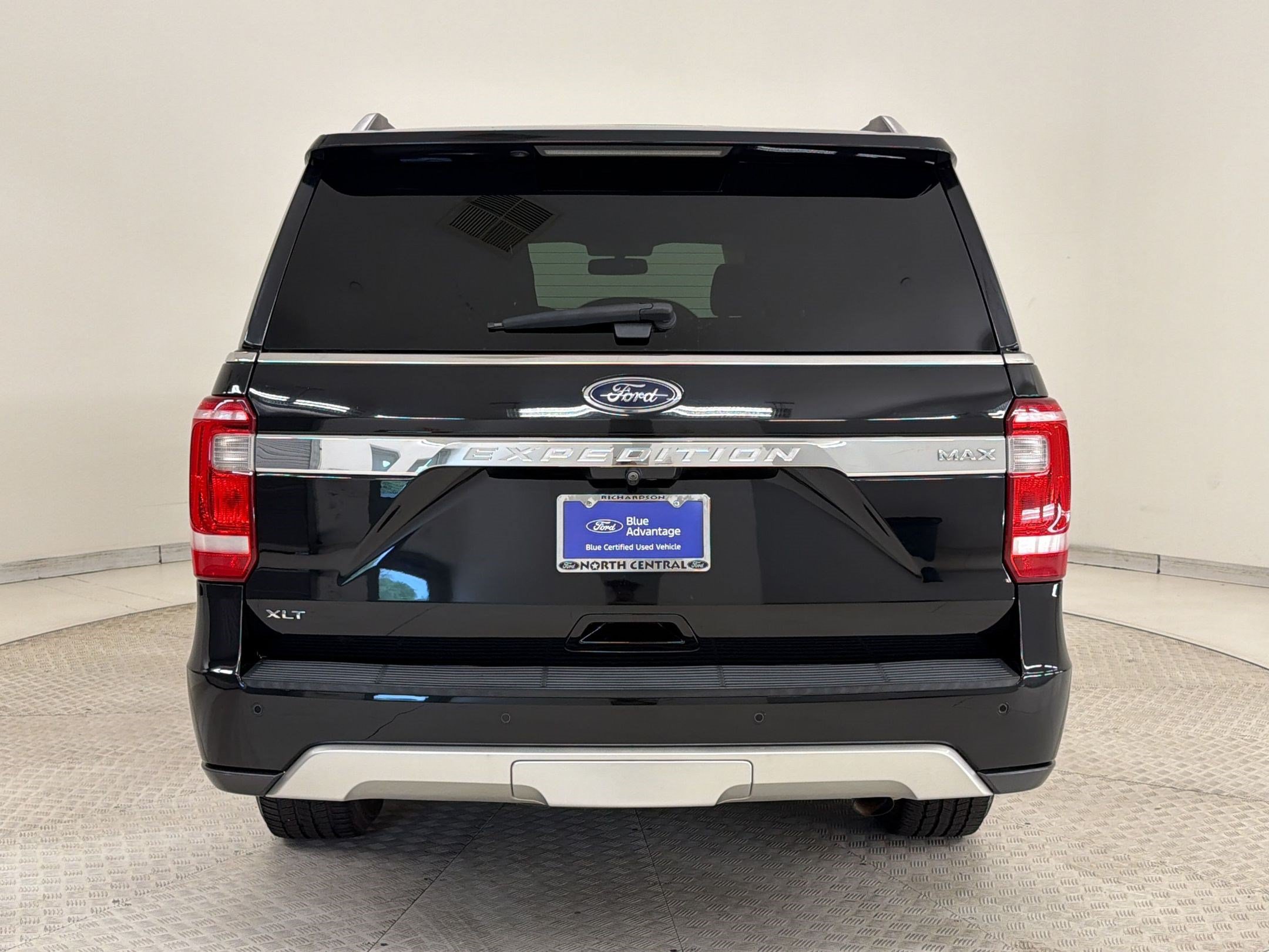 Certified 2019 Ford Expedition Max XLT RWD image 10