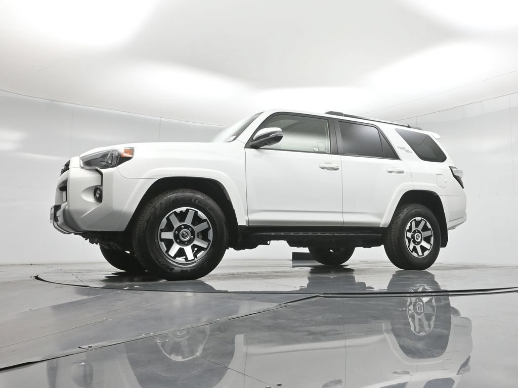 Used 2022 Toyota 4Runner TRD Off-Road Premium AWD/4WD image 52