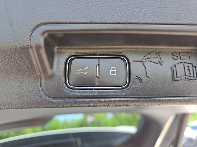 Certified 2022 Ford Explorer ST w/ Equipment Group 401A AWD/4WD image 8
