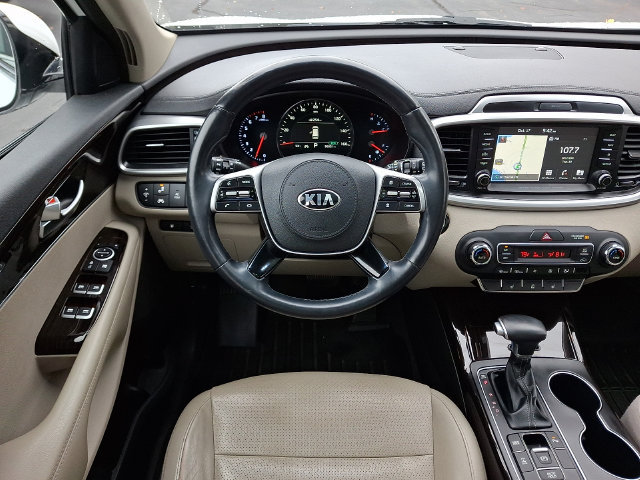 Used 2019 Kia Sorento EX w/ EX Touring Package AWD/4WD image 12