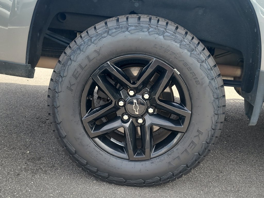 Used 2021 Chevrolet Silverado 1500 LT Trail Boss w/ Convenience Package II AWD/4WD image 5