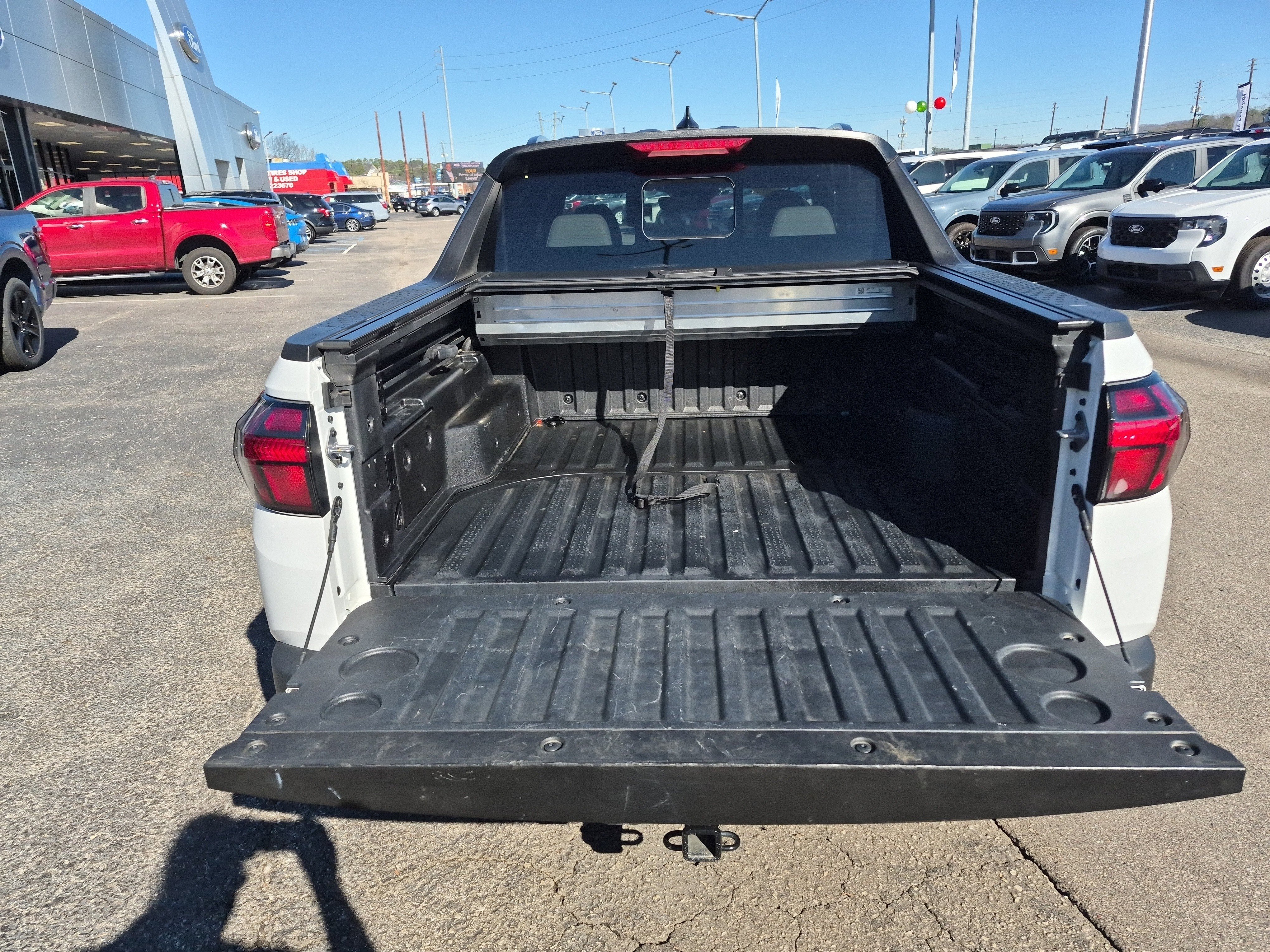 Used 2025 Hyundai Santa Cruz Limited image 8