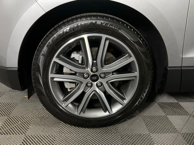 Certified 2024 Ford Edge Titanium w/ Equipment Group 301A image 10