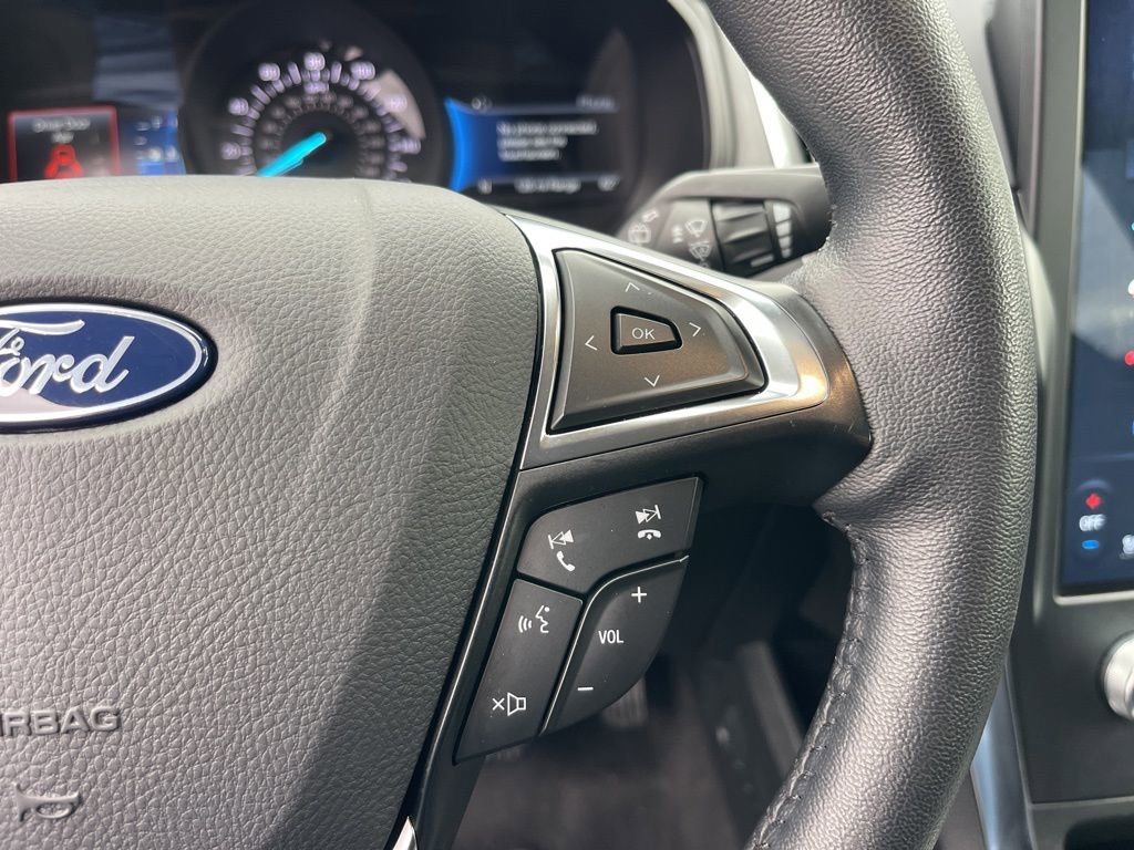 Certified 2024 Ford Edge Titanium image 18