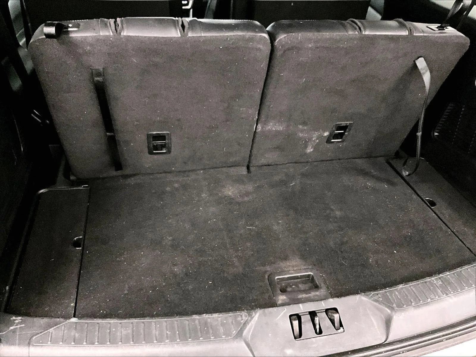 Certified 2023 Ford Explorer XLT w/ Equipment Group 202A image 34