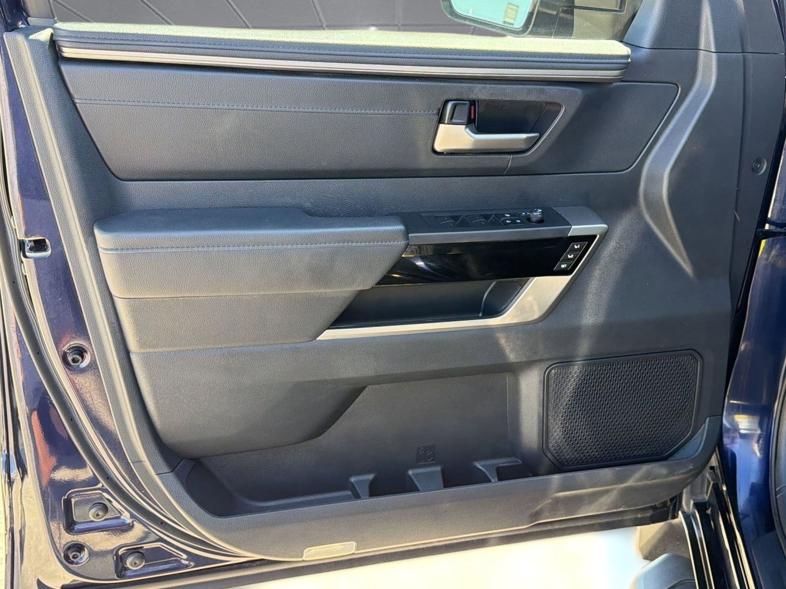 Used 2024 Toyota Tundra Limited w/ Power Package image 21