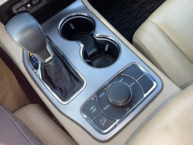 Used 2019 Jeep Grand Cherokee Limited image 14