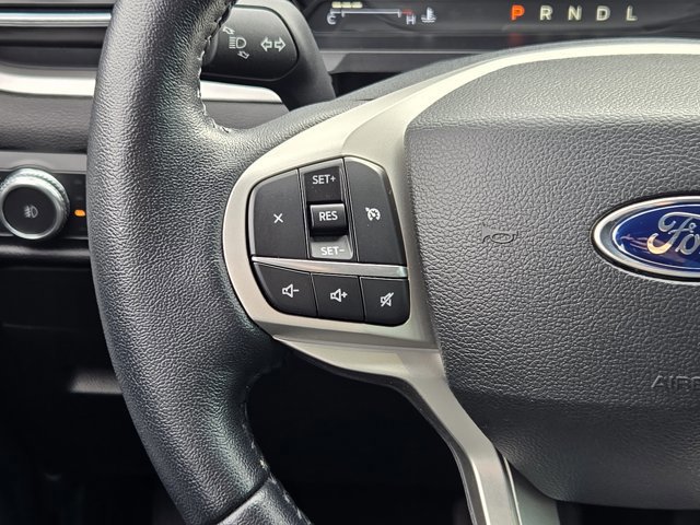 Certified 2022 Ford Explorer XLT w/ Equipment Group 202A image 26