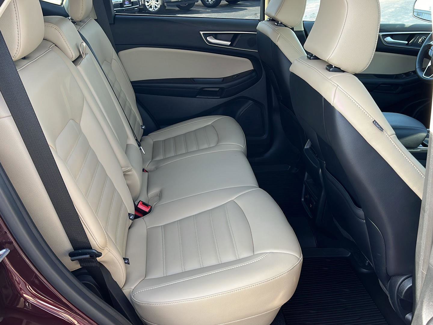 Certified 2024 Ford Edge SEL w/ Convenience Package image 16