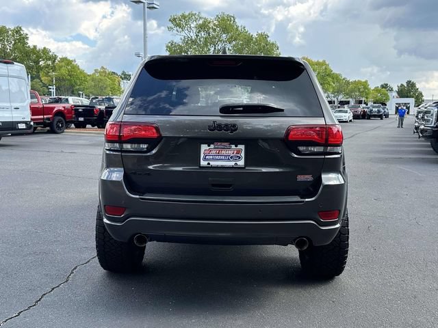 Used 2017 Jeep Grand Cherokee Altitude AWD/4WD image 13