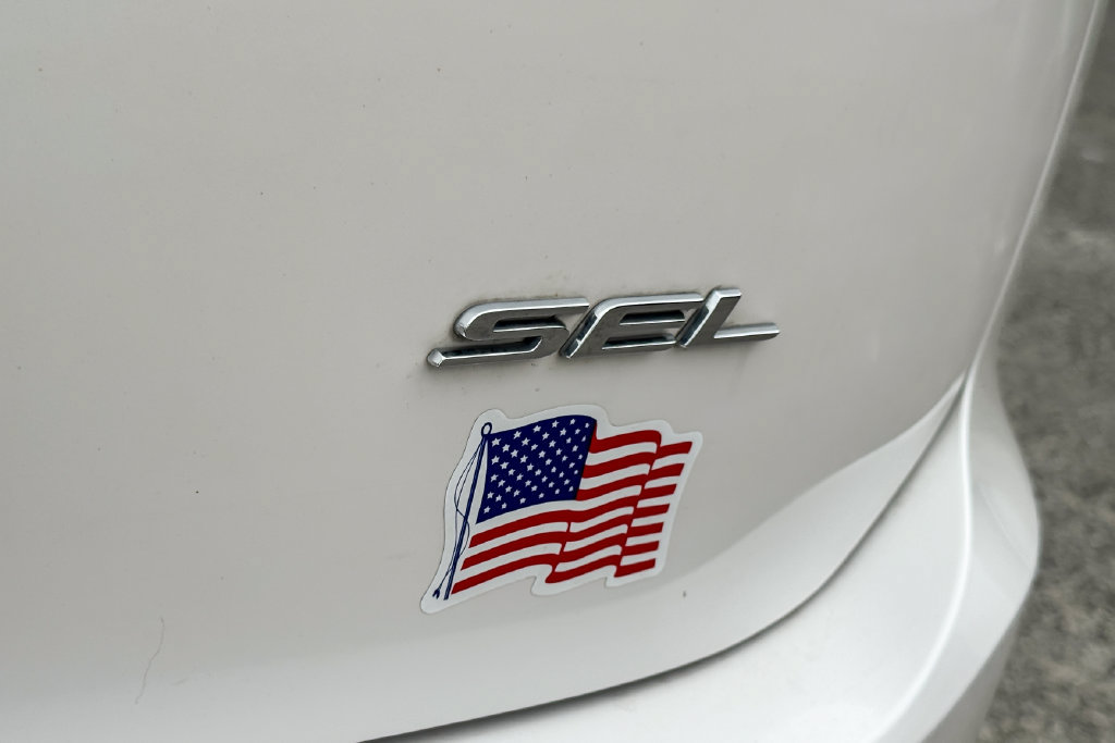 Certified 2018 Ford Edge SEL w/ Equipment Group 201A AWD/4WD image 18