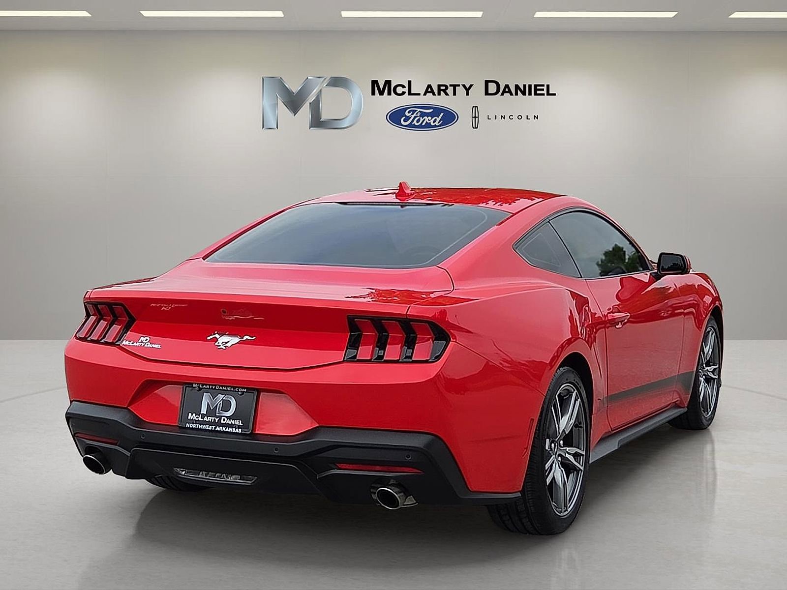 Certified 2025 Ford Mustang Coupe RWD image 5