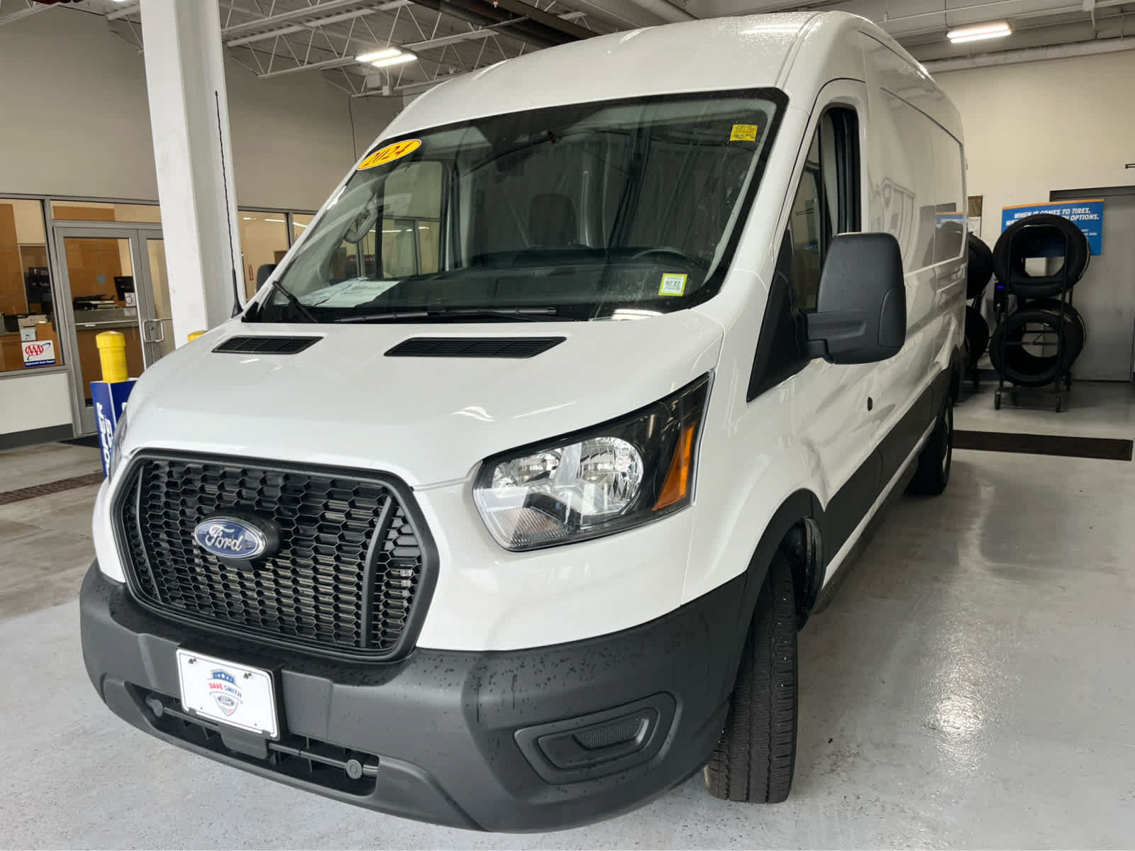 Certified 2024 Ford Transit 250 148 Medium Roof RWD image 4